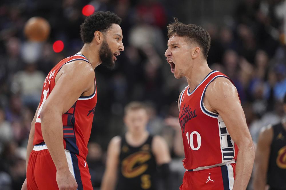 梅开二度 梅开二度